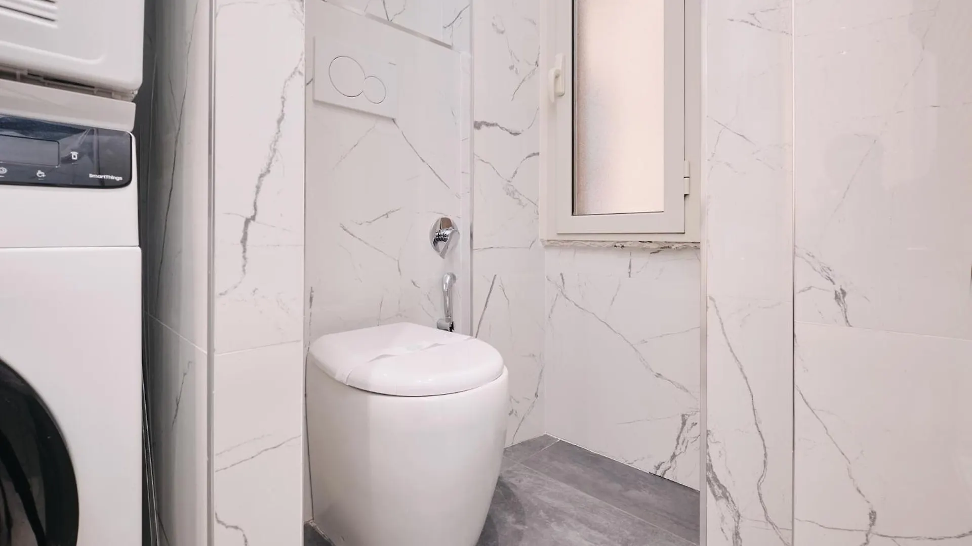 アパート Elegante Appartamento A Pochi Passi Dal Centro ローマ